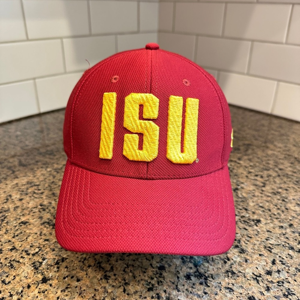 Iowa State Cyclones Under Armour ISU Baseball Cap OSFA Adjustable Red Gold NCAA